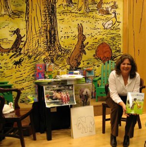 Illustrator Rose at Barnes and Noble