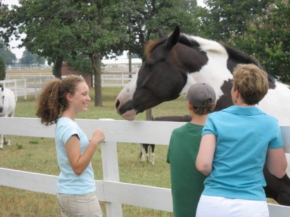 North Carolina Fan Club - Group with a horse